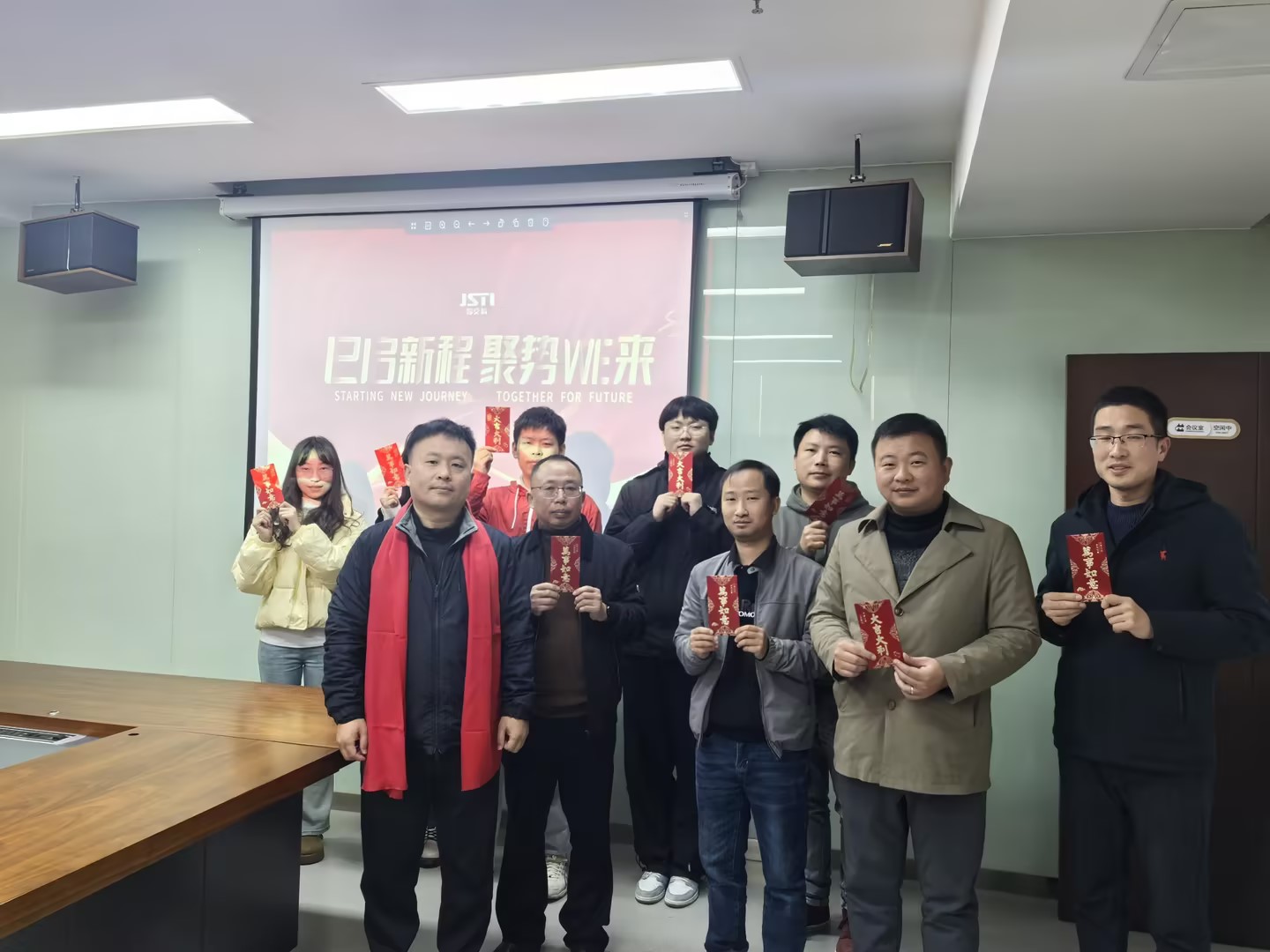 1738977250388524d8uf.jpg 4.jpg